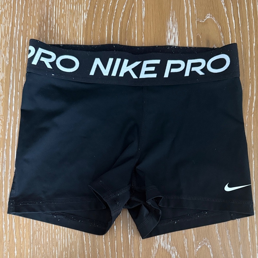 Nike Pro 3” Black Shorts - Picture 2 of 7